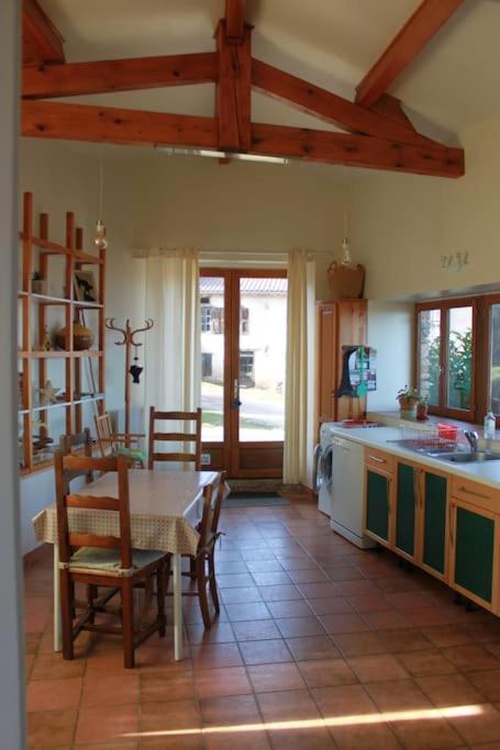 Gite Dans Un Hameau De Charme Castelnau-Durban Εξωτερικό φωτογραφία